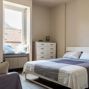 Numero Due Piazza Mazzini - Bymyhomeincomo Italy